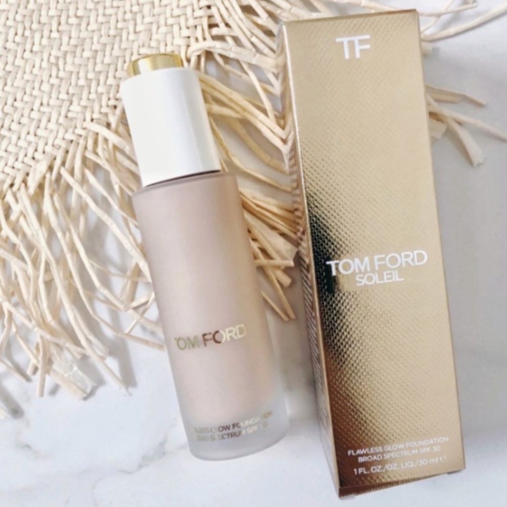 Tom Ford Soleil Flawless Glow Foundation SPF30 BISQUE 5.5